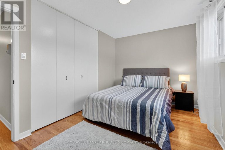 28912444/11-willeth-avenue/city-viewskylinefisher-heightsparkwood-hills/ottawa/ontario/K2E5C2_27