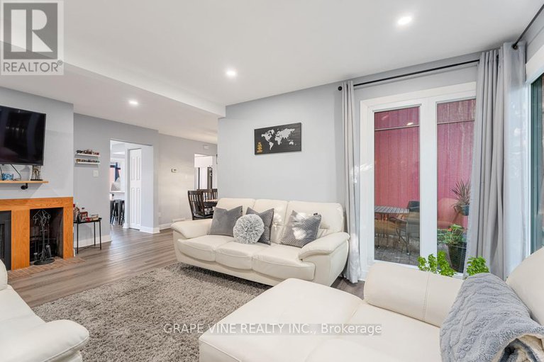 29351287/58-280-mcclellan-road/arlington-woods/ottawa/ontario/K2H8P8_19