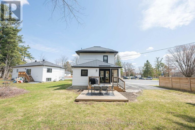 29643946/62-craig-street/village-of-russell/russell/ontario/K4R1A2_43