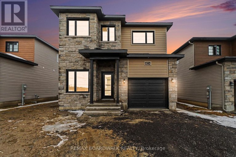 29490953/404-falcon-lane/village-of-russell/russell/ontario/K4R1E5_1