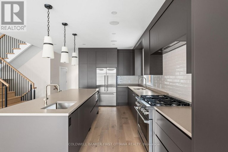 28476741/507-edison-avenue/mckellarhighland/ottawa/ontario/K2A1V3_10