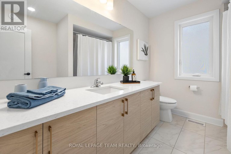 29345318/757-gamble-drive/village-of-russell/russell/ontario/K4R0G5_29