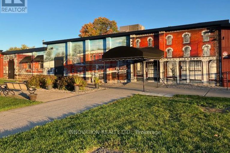 28924268/70-augusta-street/morrisburg/south-dundas/ontario/K0C1X0_46