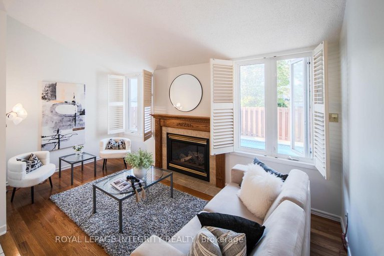 28908572/1266-famlit-court/beacon-hill-south/ottawa/ontario/K1J9A2_15