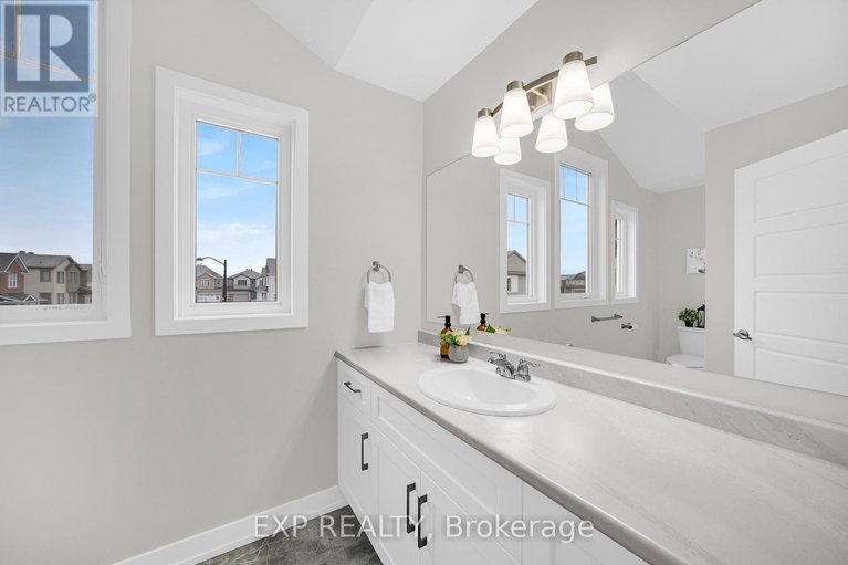 29592415/535-filly-terrace/richmond/ottawa/ontario/K0A2Z0_33