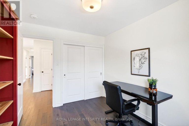 29586410/112-jardiniere-street/remainder-of-stittsville-area/ottawa/ontario/K2S2K2_33