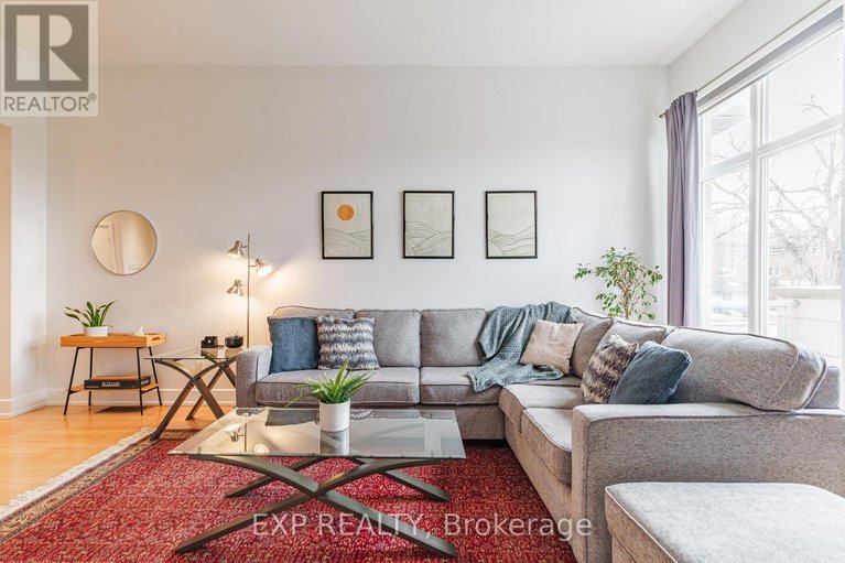 29463573/d-63-young-street/west-centre-town/ottawa/ontario/K1S5T5_8