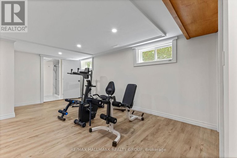28537676/1883-barnhart-place/alta-vistafaircrest-heights/ottawa/ontario/K1H5B5_36