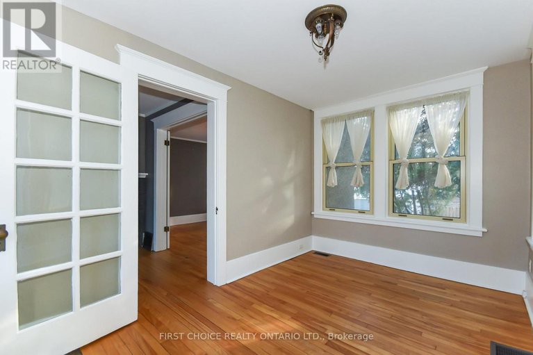 29184407/142-broadway-avenue/glebe/ottawa/ontario/K1S2V8_33