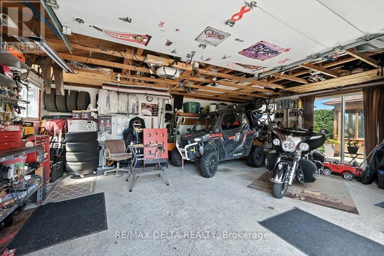 28749415/444-gilles-street/town-of-rockland/clarence-rockland/ontario/K4K1H4_33