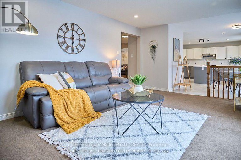 28409851/9-shannondoe-crescent/bridlewood/ottawa/ontario/K2M2C8_14