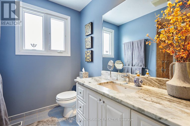 29388730/2248-quinton-street/urbandale-acres/ottawa/ontario/K1H6V3_18