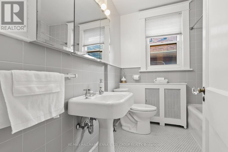 28899780/213-glebe-avenue/glebe/ottawa/ontario/K1S2C8_26
