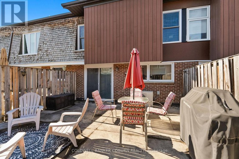 29024109/767b-ridgewood-avenue/mooneys-bayriverside-park/ottawa/ontario/K1V6M8_29