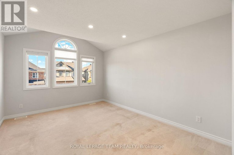 28951687/303-sweetclover-way/avalon-west/ottawa/ontario/K4A1E5_33