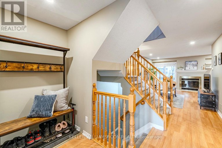 29353088/83-wrenwood-crescent/centrepointe/ottawa/ontario/K2G5V5_5