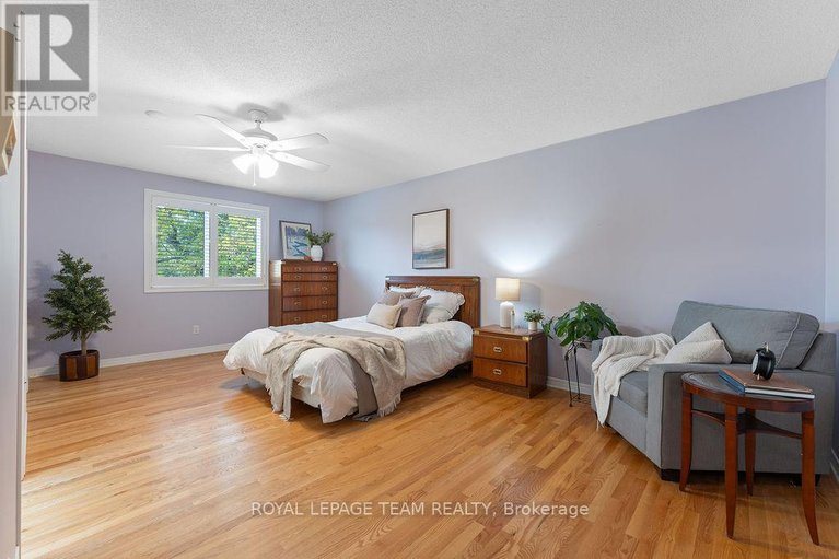 29015991/2684-violet-street/britannia/ottawa/ontario/K2B6X2_24