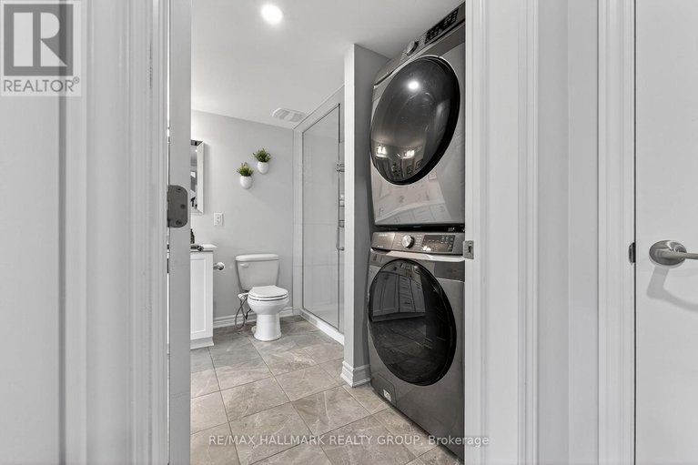 28509446/551-takamose-private/cfb-rockcliffe-and-area/ottawa/ontario/K1K5A5_21