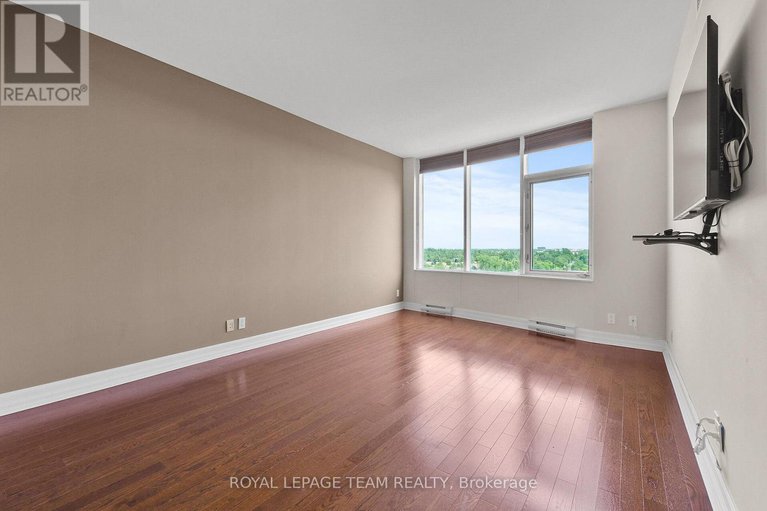 28646155/1401-3580-rivergate-way/windsor-park-village/ottawa/ontario/K1V1V5_17