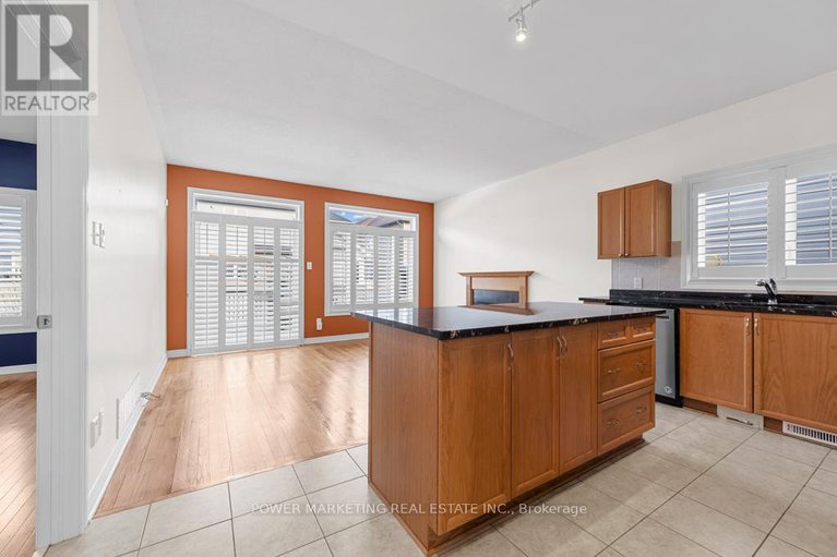 29071252/192-felicity-crescent/mer-bleuebradley-estatesanderson-park/ottawa/ontario/K1W0C2_13