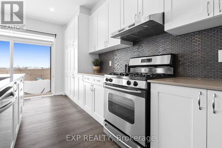 29359754/618-perseus-avenue/half-moon-bay/ottawa/ontario/K2J6S7_10