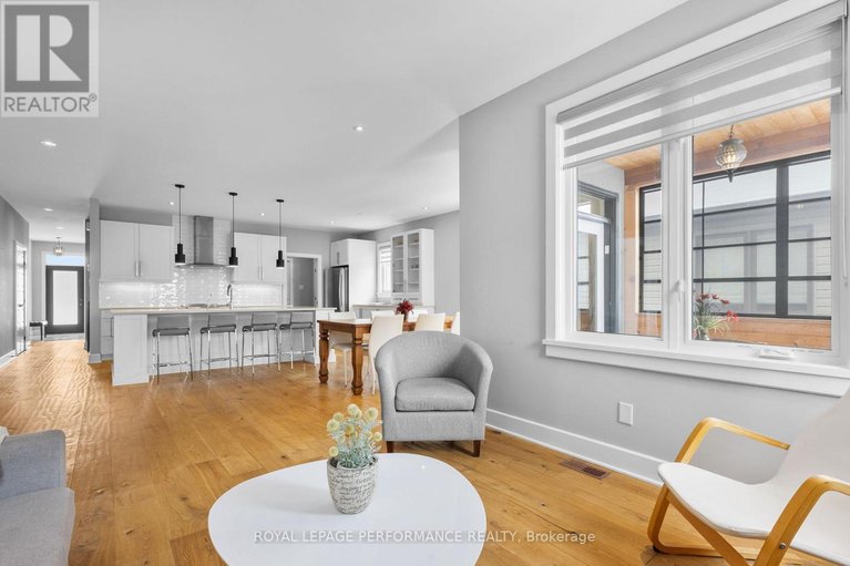 29486299/597-robert-hill-street/almonte/mississippi-mills/ontario/K0A1A0_8