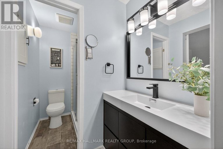 29595408/80-pickwick-drive/cedargrovefraserdale/ottawa/ontario/K2J3E2_26