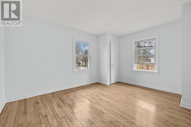 29115162/9-bedford-crescent/manor-park/ottawa/ontario/K1K0E3_13