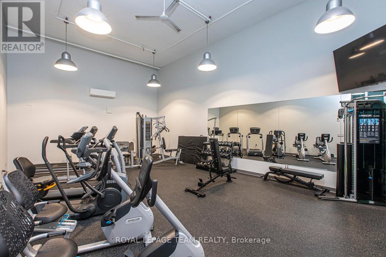 28918766/1095-ambleside-drive/woodroffe/ottawa/ontario/K2B8E2_43
