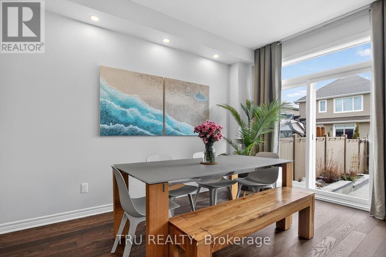 29479546/2850-grand-canal-street/half-moon-bay/ottawa/ontario/K2J0T3_9