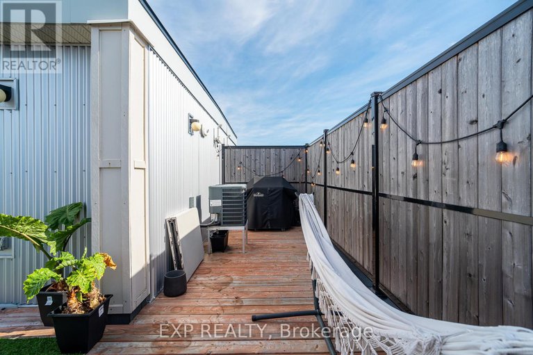 29174803/525-ozawa-private/cfb-rockcliffe-and-area/ottawa/ontario/K1K4Z8_38