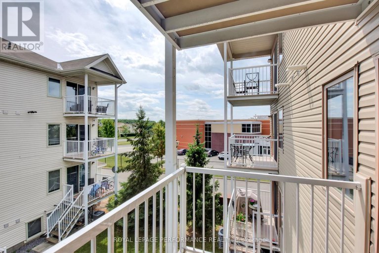 29322609/125-windswept-private/riverside-southgloucester-glen/ottawa/ontario/K1V0Z4_20