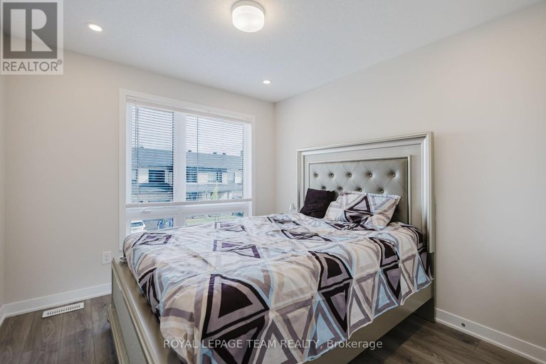 28640358/611-fenwick-way/stonebridge/ottawa/ontario/K2J7E5_24
