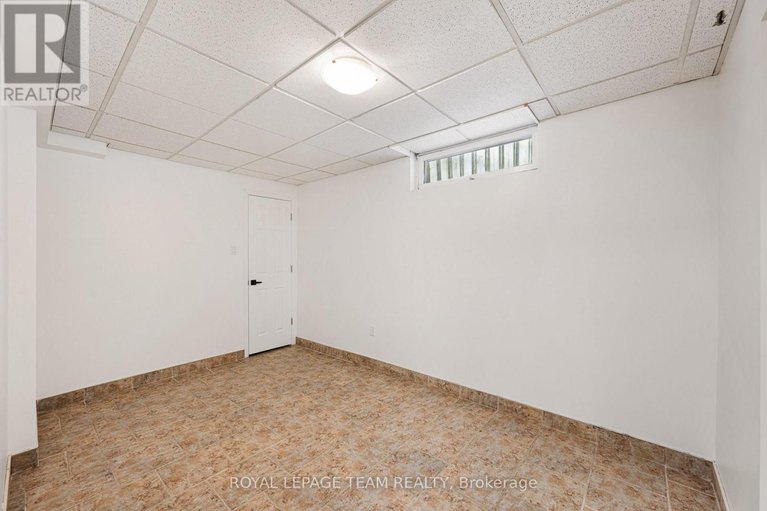 29367437/8-homestead-street/borden-farmstewart-farmcarleton-heightsparkwood-hills/ottawa/ontario/K2E7N8_39