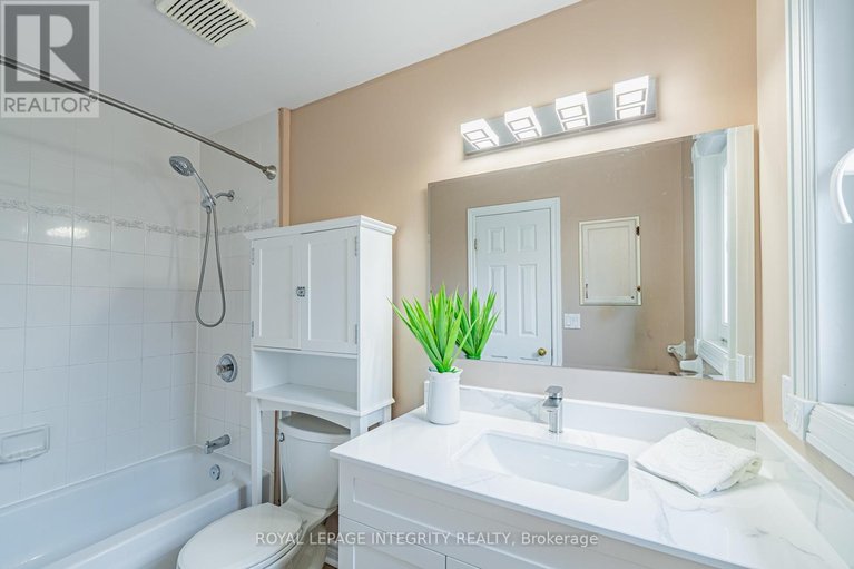 29601667/21-queensbury-drive/longfields/ottawa/ontario/K2J4L7_23