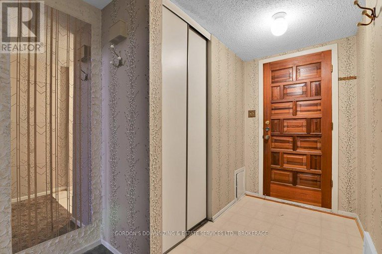 29219484/199-birch-hill-private/carson-meadows/ottawa/ontario/K1K3Y5_4