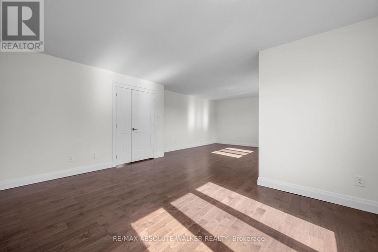 28960473/424-nittany-crescent/strandherd/ottawa/ontario/K2J5P1_20