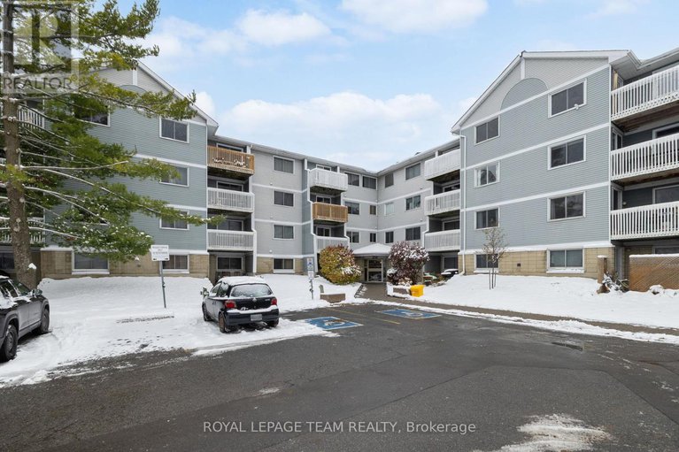29098666/314-214-viewmount-drive/borden-farmstewart-farmcarleton-heightsparkwood-hills/ottawa/ontario/K2E7X3_1