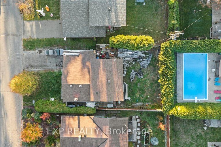 29135226/2670-stone-crescent-n/redwood-park/ottawa/ontario/K2H6Z1_2