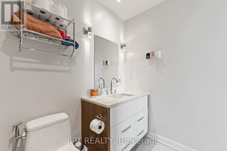 28810609/307-111-champagne-avenue-s/west-centre-town/ottawa/ontario/K1S5V3_24