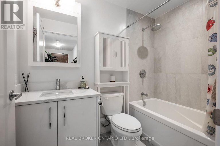 28446089/802-805-carling-avenue/civic-hospital/ottawa/ontario/K1S5W9_15