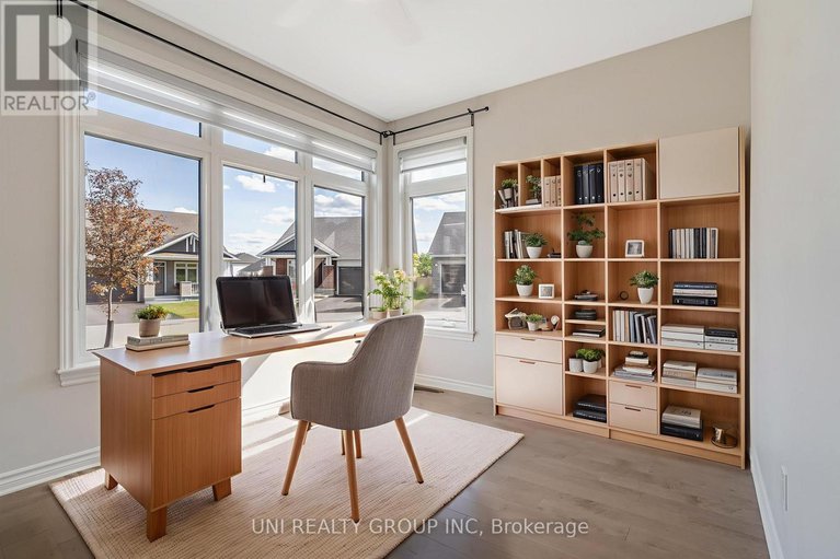 28692572/247-maygrass-way/remainder-of-stittsville-area/ottawa/ontario/K2S2K9_7
