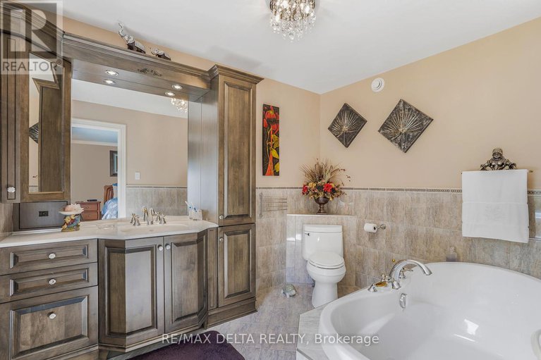 28863479/740-vinette-road/clarencerockland-twp/clarence-rockland/ontario/K0A1N0_18