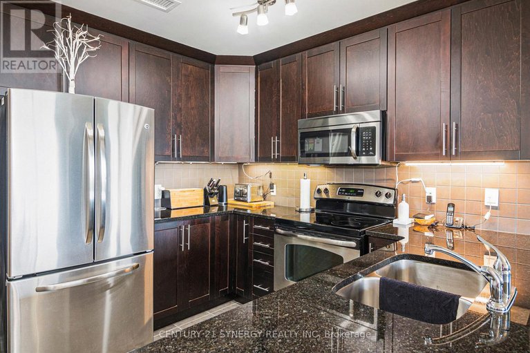 28404528/7-10-prestige-circle/chatelaine-village/ottawa/ontario/K4A0W9_7