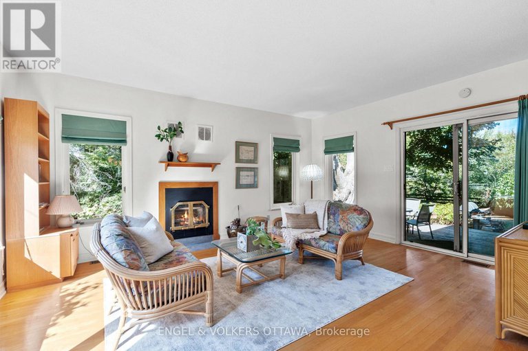 28881407/609-blanchard-crescent/mooneys-bayrevelstoke/ottawa/ontario/K1V7B7_13