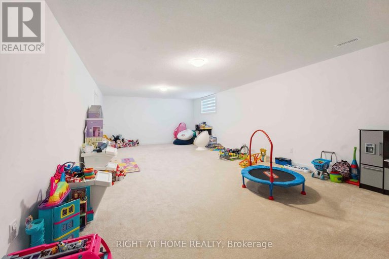 28616328/848-beckton-heights-s/stittsville-south/ottawa/ontario/K2S2X9_25