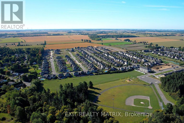 29072185/521-marseille-street/embrun/russell/ontario/K0A1W0_47