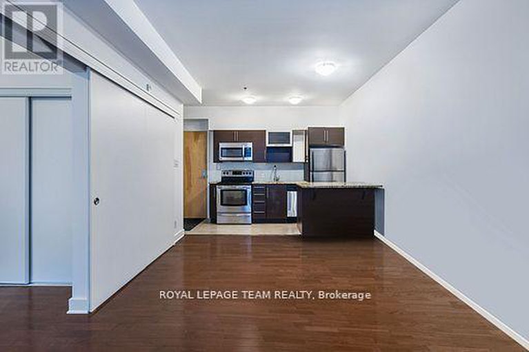 29394025/308-360-cumberland-street/lower-townbyward-market/ottawa/ontario/K1N0B1_10