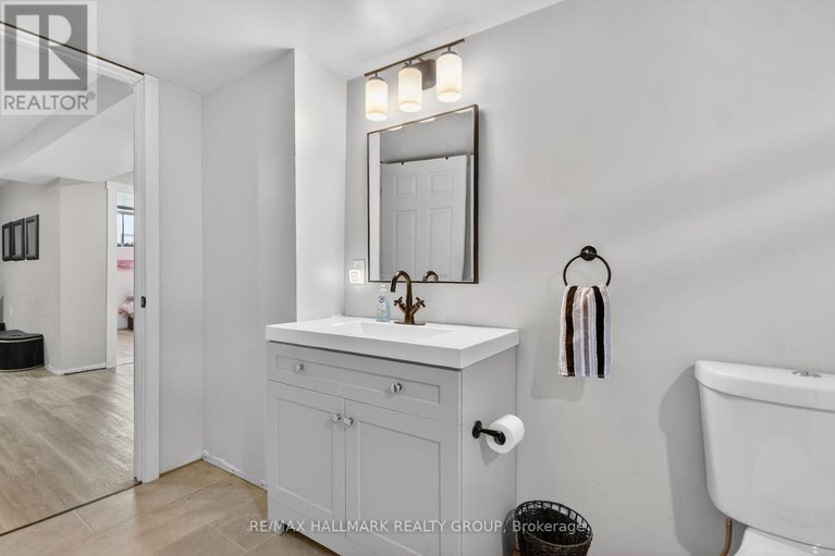 29403053/52-bramblewood-crescent/bridlewood/ottawa/ontario/K1T3G2_40