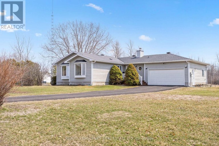 29601263/13178-froats-road/south-dundas-williamsburgh-twp/south-dundas/ontario/K0C1H0_36